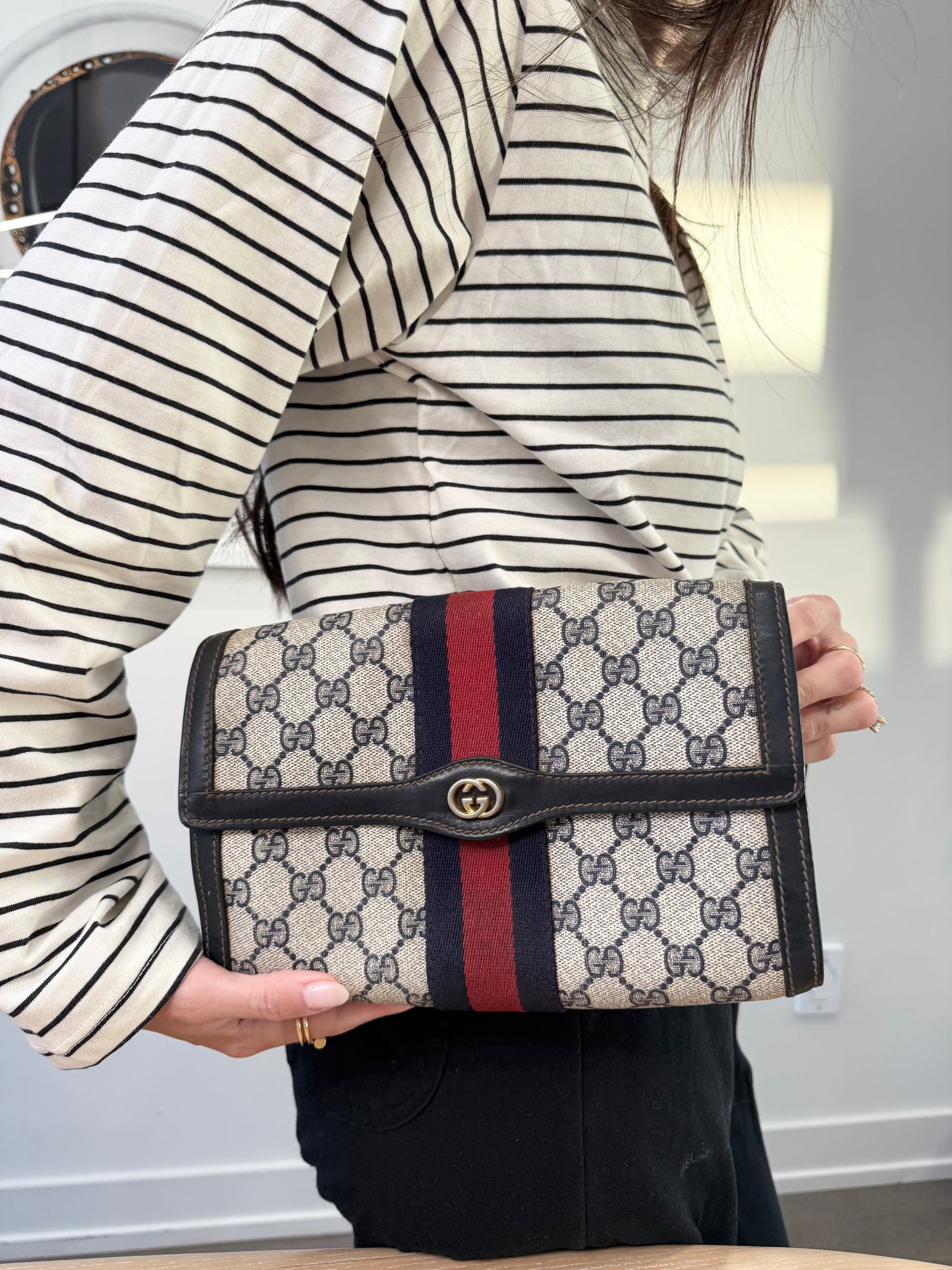 Rare Gucci supreme Ophidia blue web crossbody clutch with added strap in gorgeous preloved condition fits phones keys makeup etc