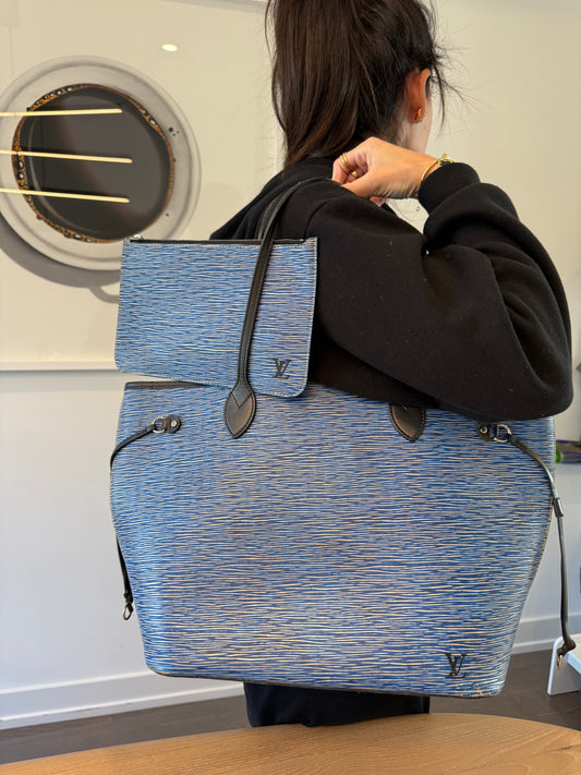 Louis Vuitton neverfull MM limited edition denim blue /black with matching pochette in absolutely gorgeous condition