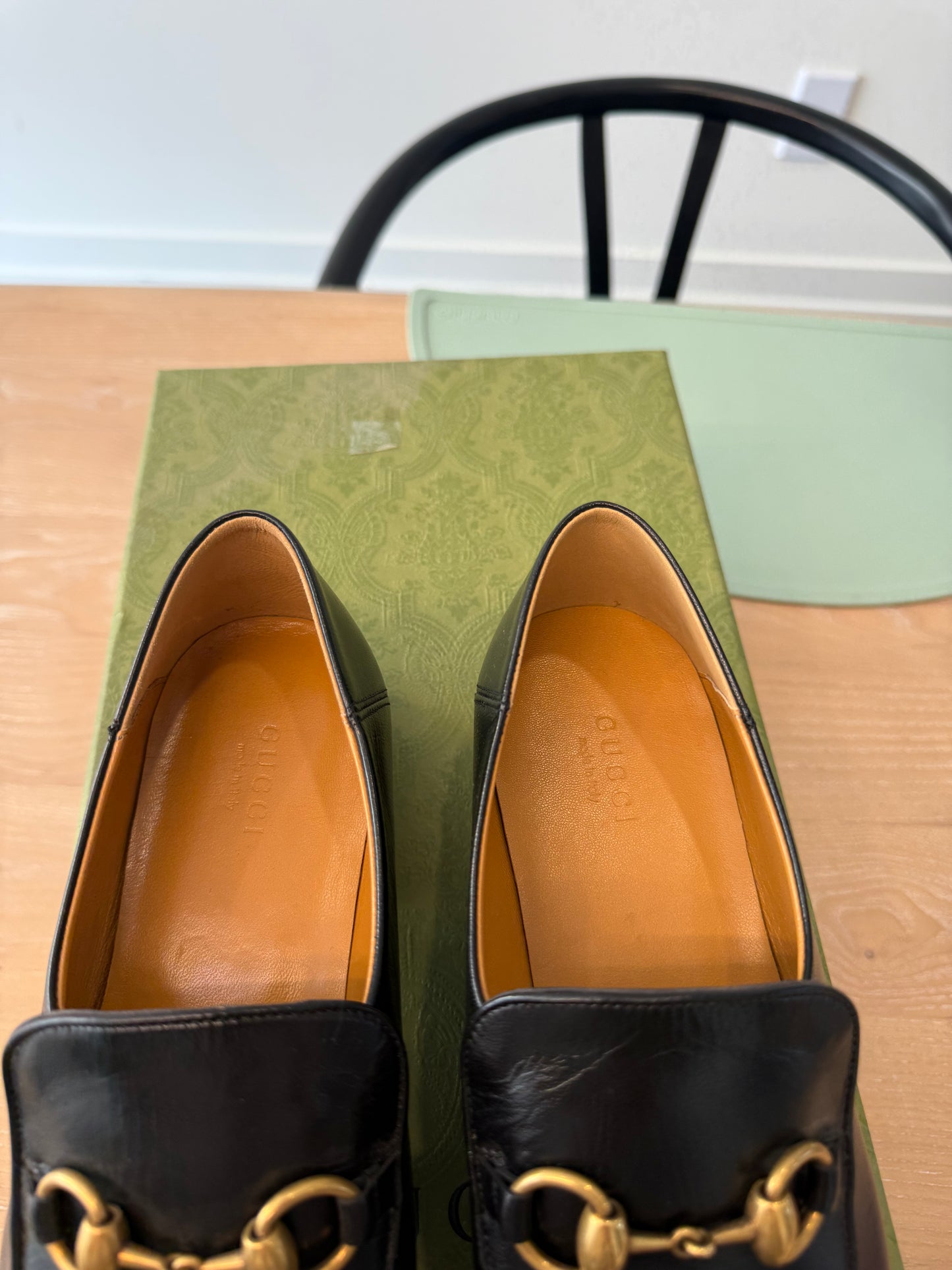 Authentic Gucci Goatskin Womens Horsebit Mid-Heel Loafers 39 Black retail $1699!! Asking over 60% off