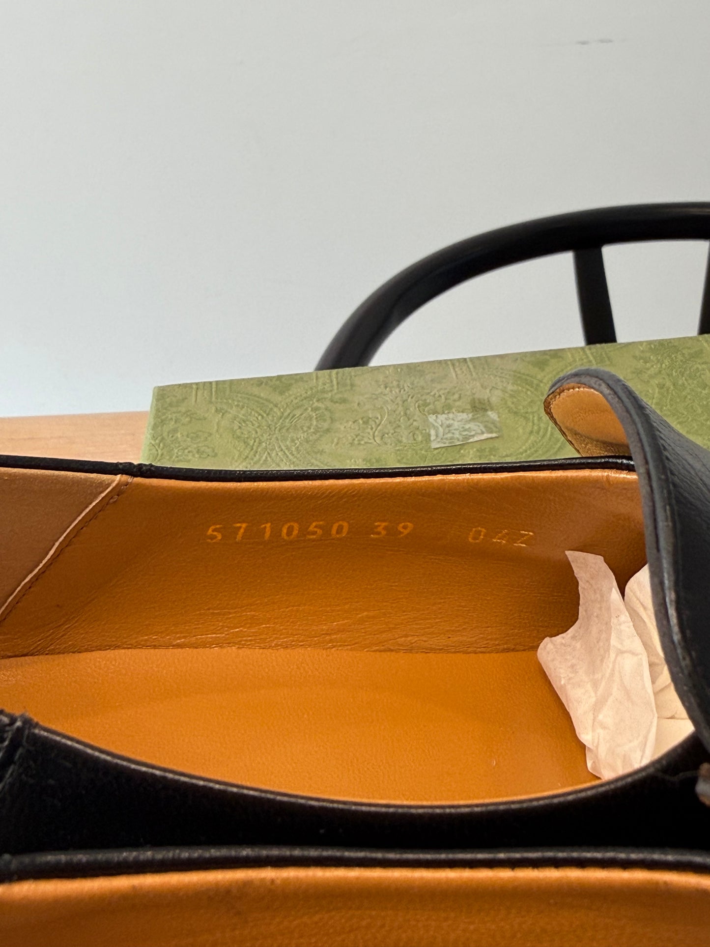 Authentic Gucci Goatskin Womens Horsebit Mid-Heel Loafers 39 Black retail $1699!! Asking over 60% off