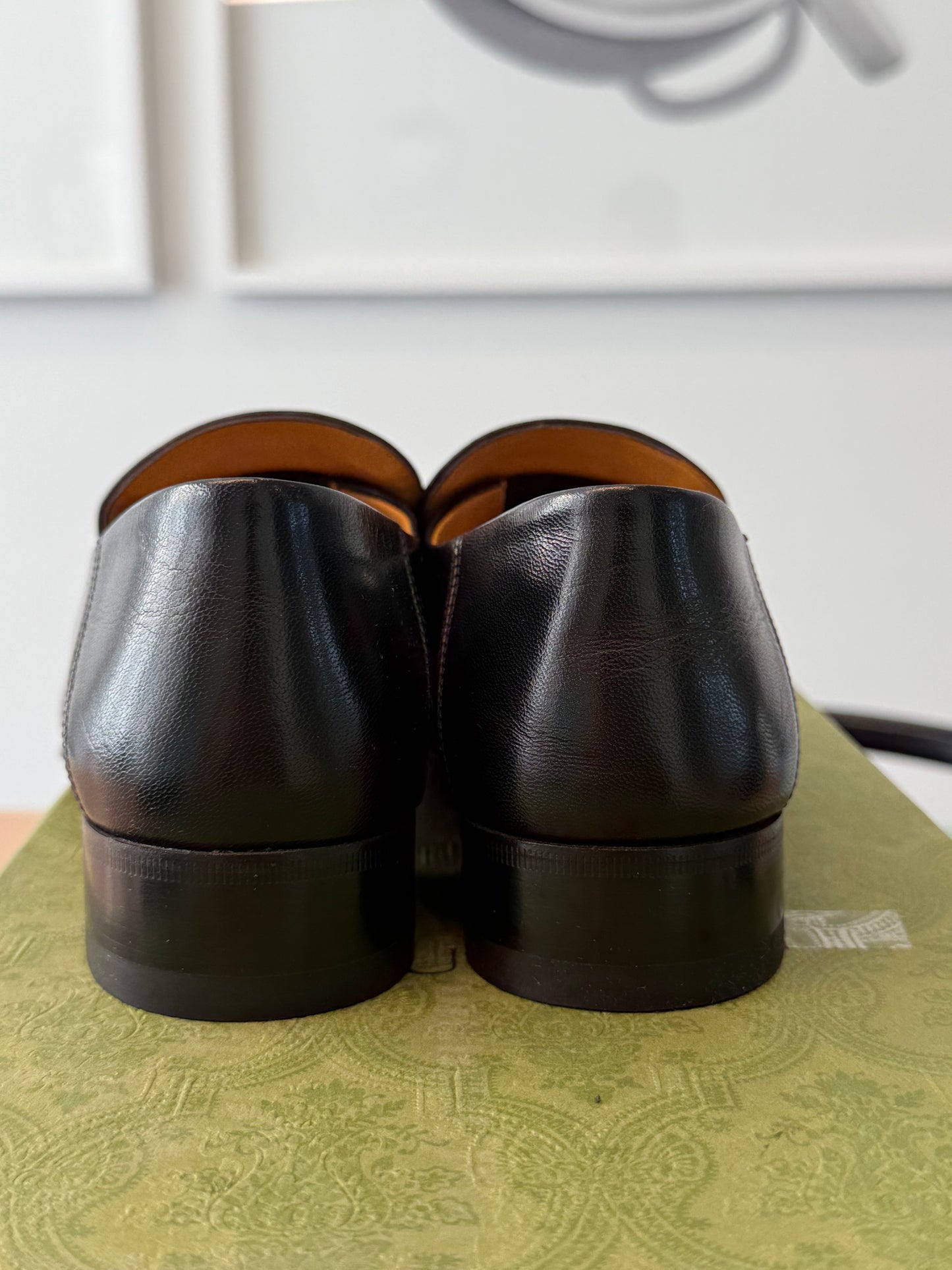 Authentic Gucci Goatskin Womens Horsebit Mid-Heel Loafers 39 Black retail $1699!! Asking over 60% off