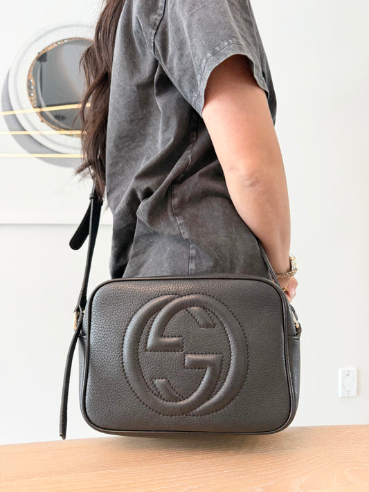 Authentic Gucci Disco Pebbled Black Adjustable Strap Crossbody in dustbag . Pristine condition inside and out !
