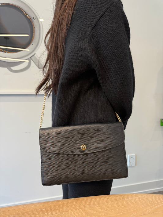 Rare Louis Vuitton epi black / gold montaigne crossbody clutch in pristine condition fits phones wallets keys etc